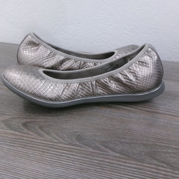 New REVITALIGN " Inca " Leather Silver Metallic Ballet Flats Shoes 8.5 Round Toe - Picture 4 of 14
